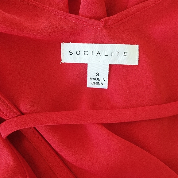 NWT Socialite Ruffle High-Low Wrap-Style Midi Dress | Red | Size Small - Picture 5 of 7